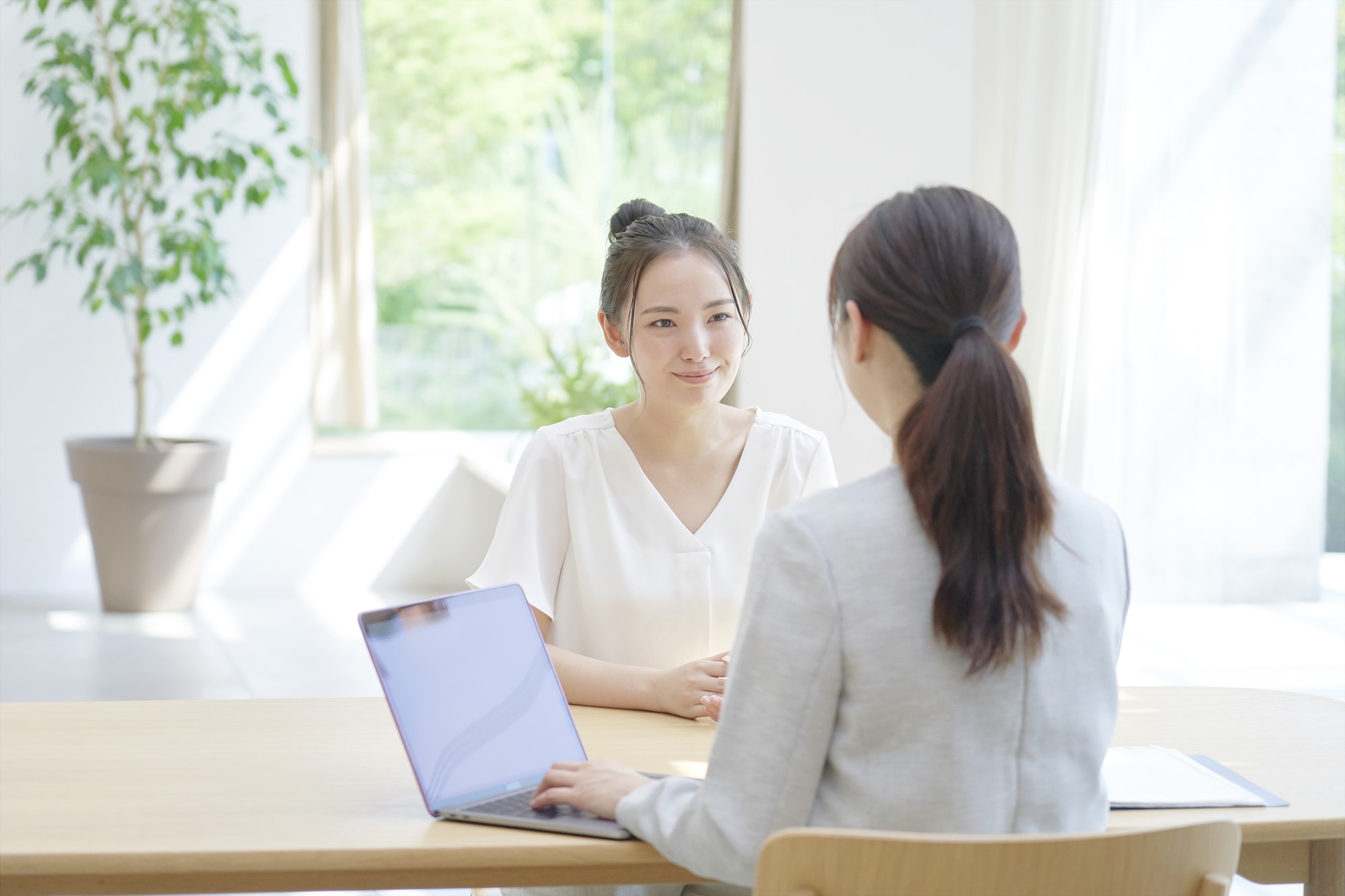 婚活がバカバカしいと感じるのはなぜ？原因や対処法を徹底解説